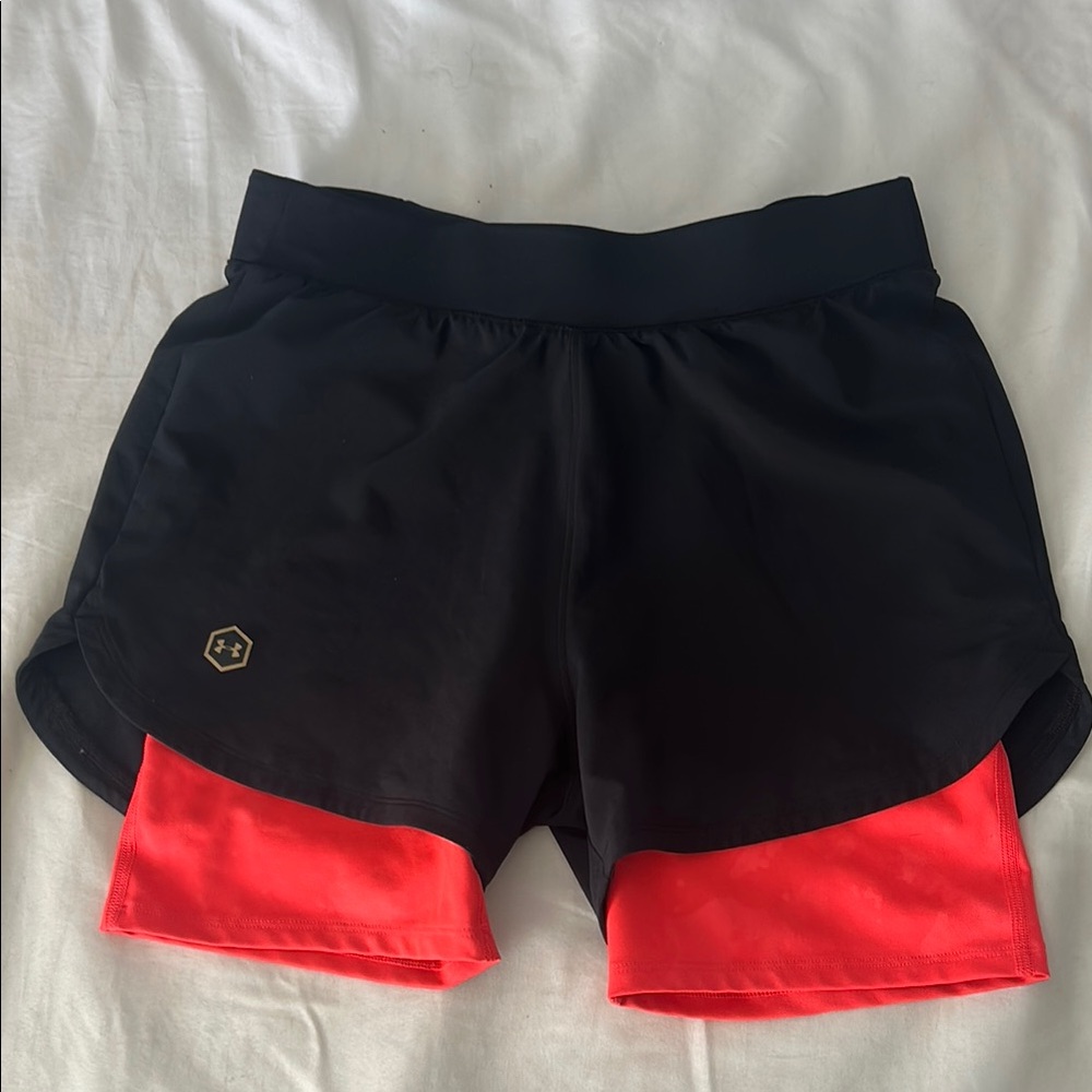 Under Armour Women's Black and Red Shorts
